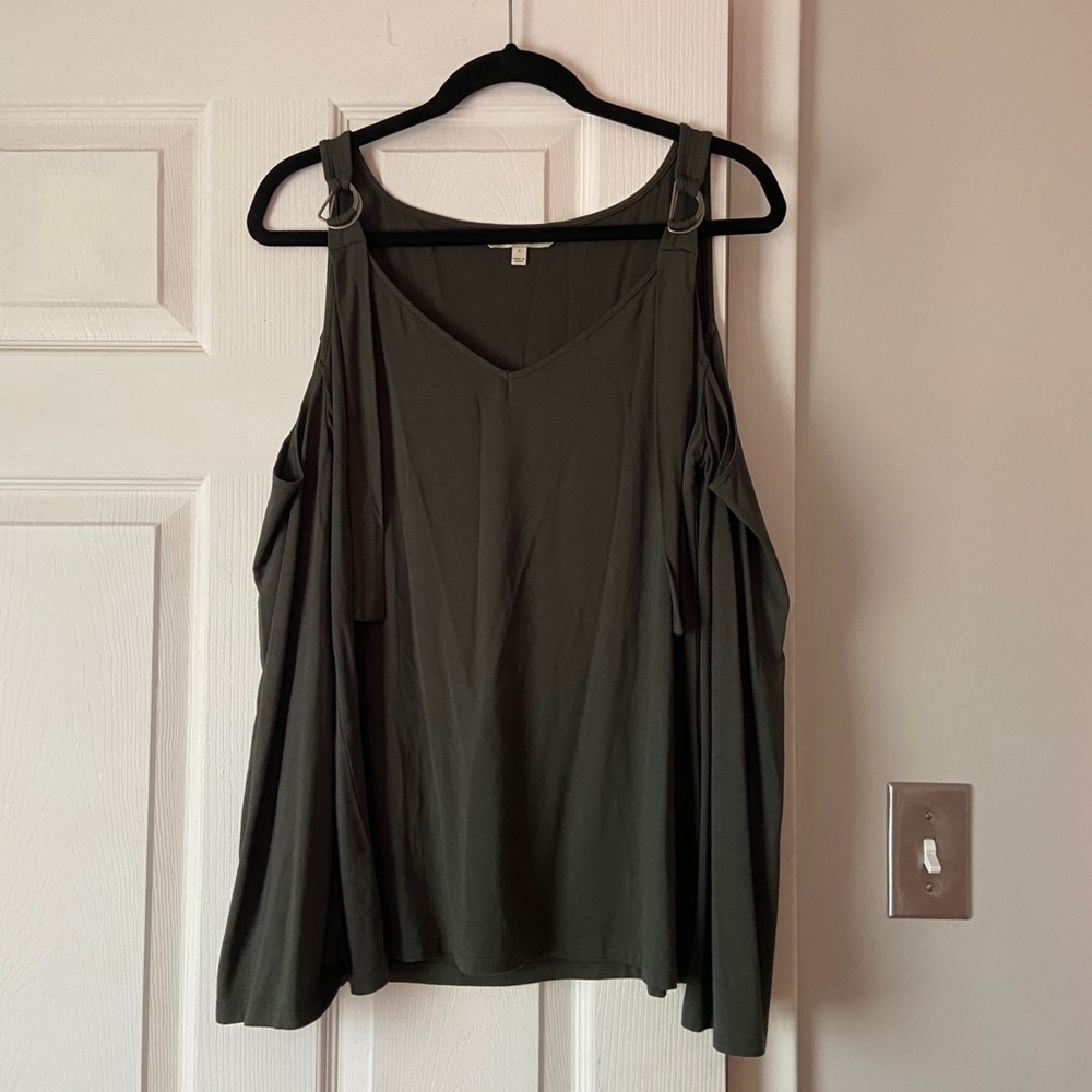 NEW ARRIVAL 👍 dressy long sleeve shirt